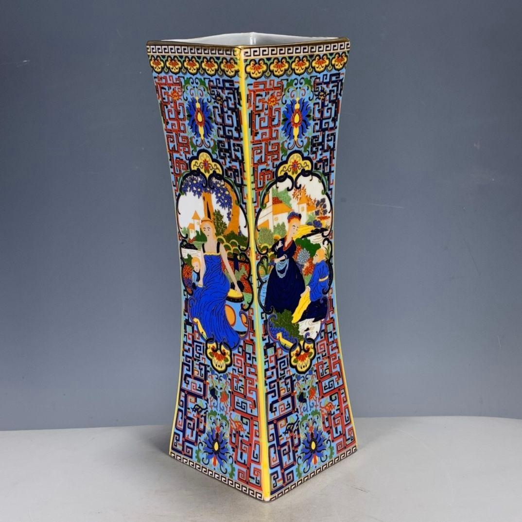 パステル蒔絵人物四角い花瓶  景徳鎮 陶磁器 装飾品 工芸品 美術品 置物