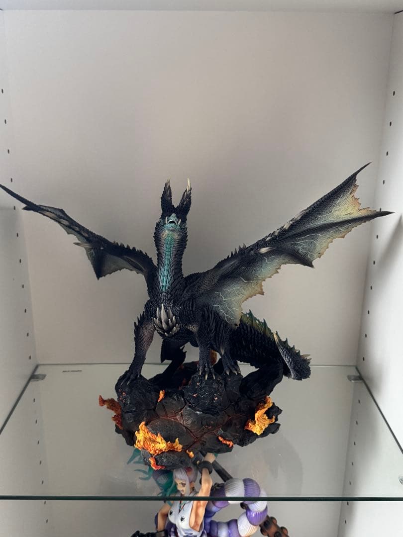 モンスターハンター アルバトリオン　フィギュア