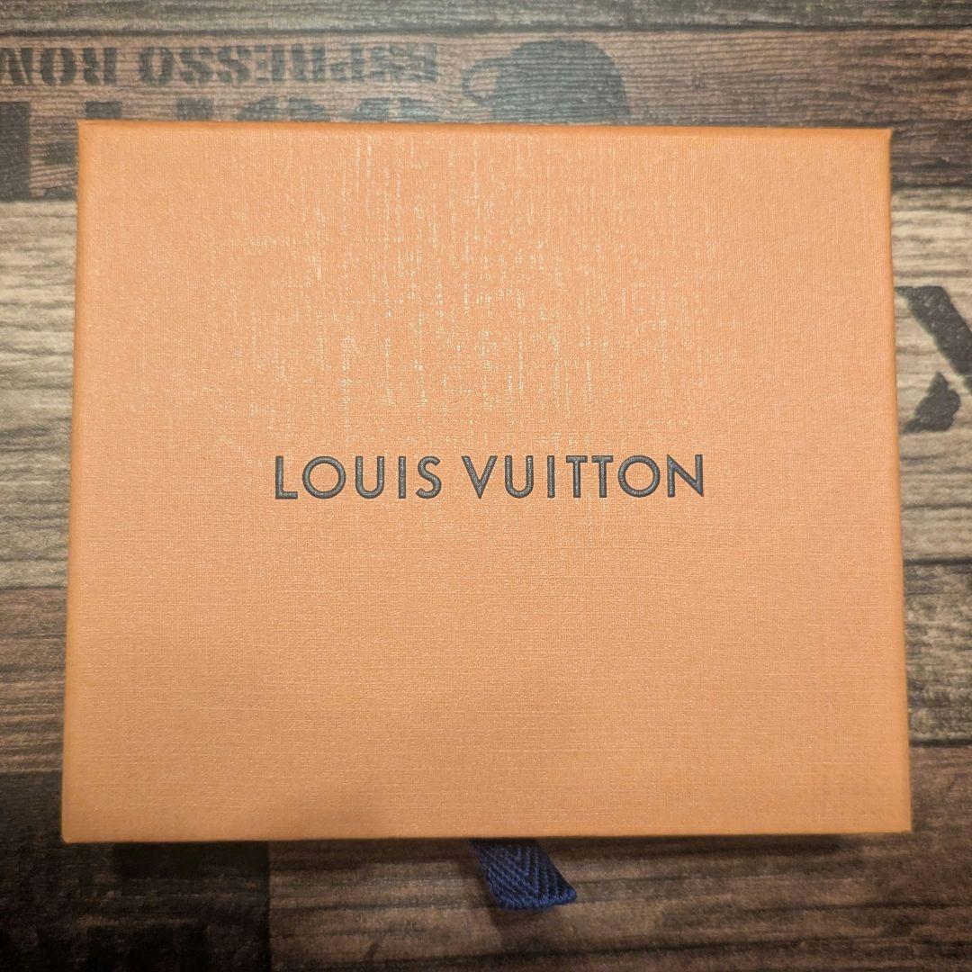 Louis Vuitton 二つ折り財布 ピンク系