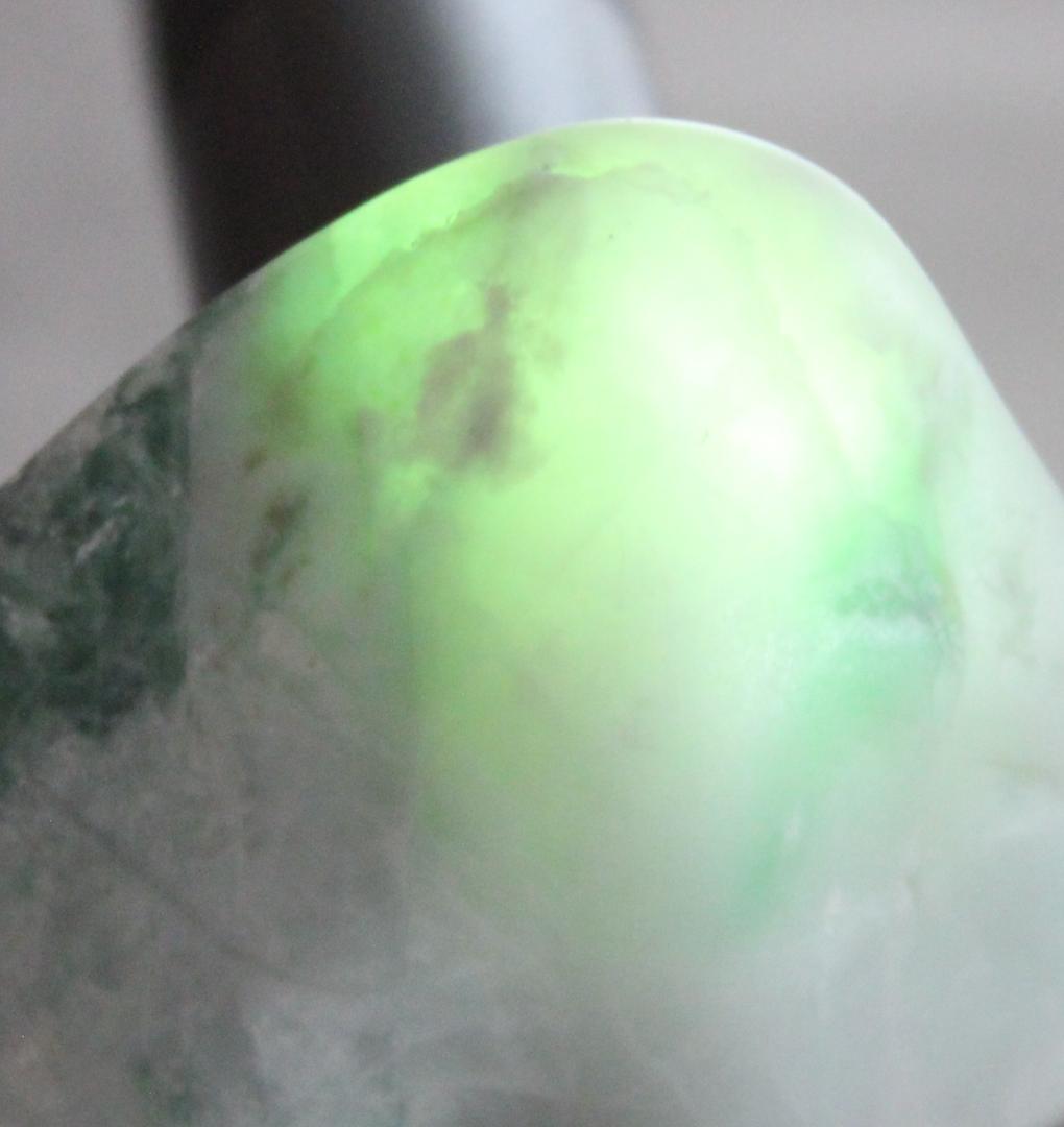 ［コレクション放出品］糸魚川翡翠 原石 26.0g