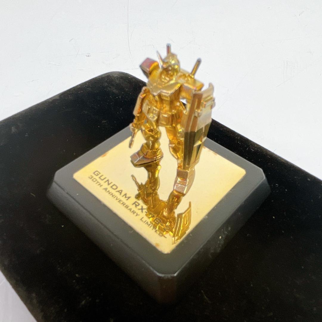 セブン-イレブンキャンペーン 純金メッキ使用 ガンダム 非売品 - メルカリ