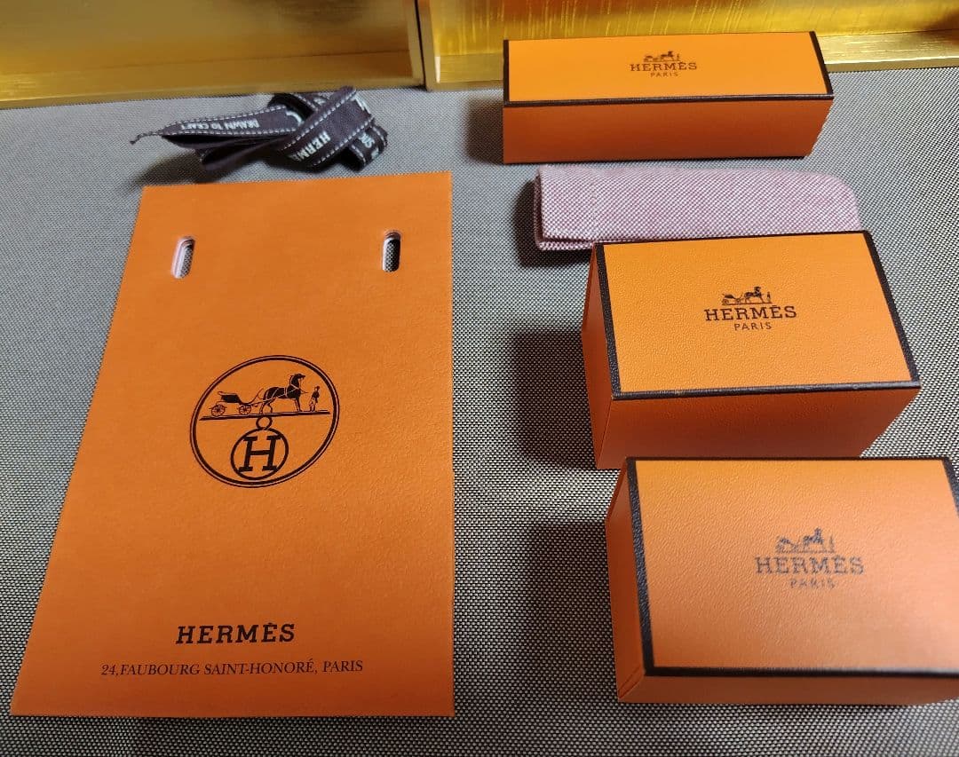 HERMES オレンジ ショップボックス、ラッピングバッグセット - メルカリ