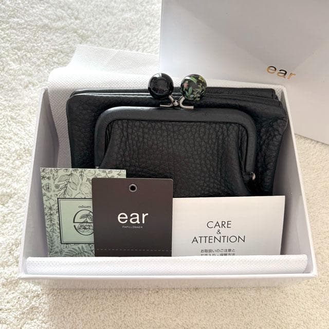 未使用 イアパピヨネ がま口 二つ折り 財布 sampoコラボ - メルカリ