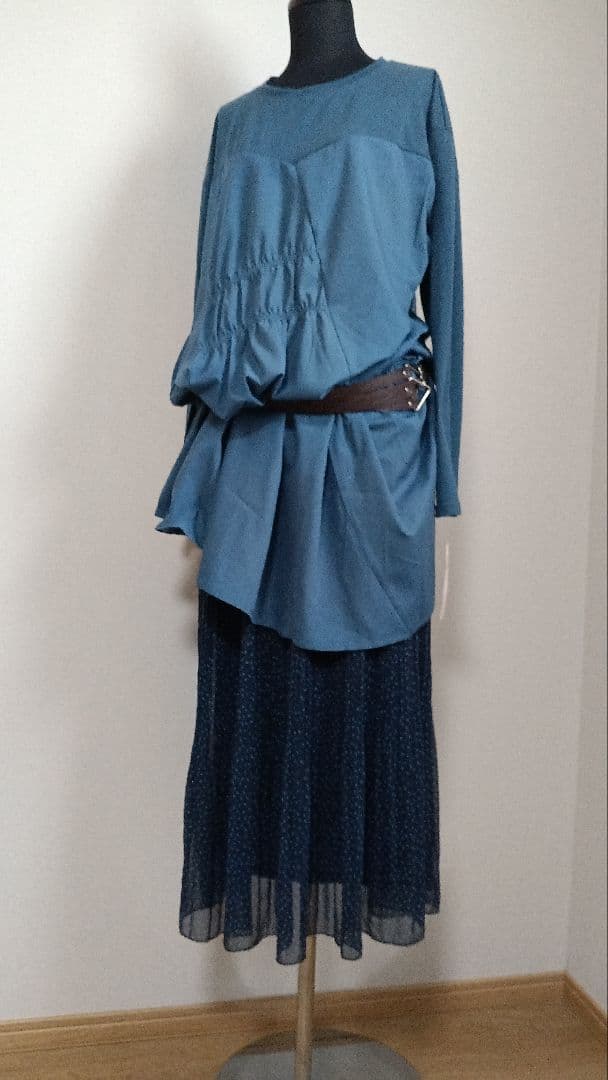 5万五点　未使用エイココンドウスカート　ジャケット　ワンピ　スカート　手袋