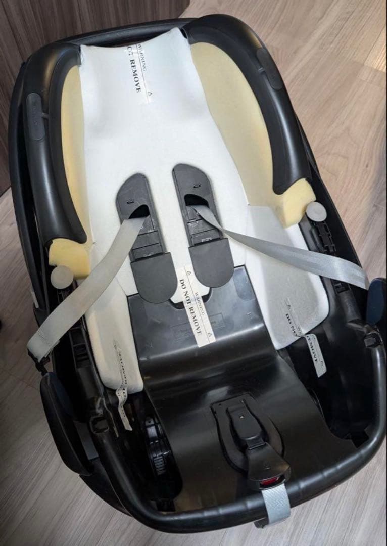 チャイルドシート　マキシコシ　Maxicosi➕ベース　トラベルシステム