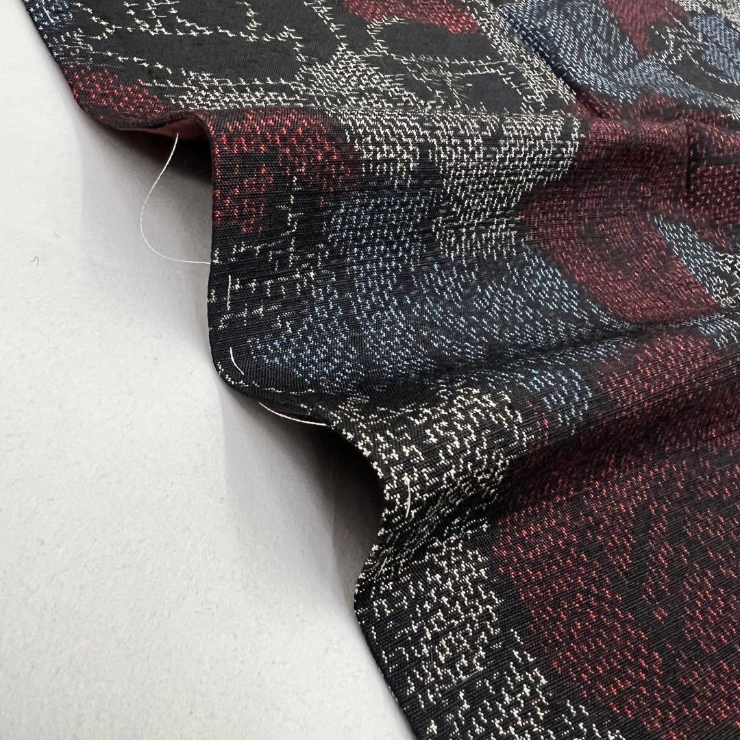 仕立て上がり紬青い薔薇模様織り出し小紋着物 十日町紬 袷 薔薇 バラ模様