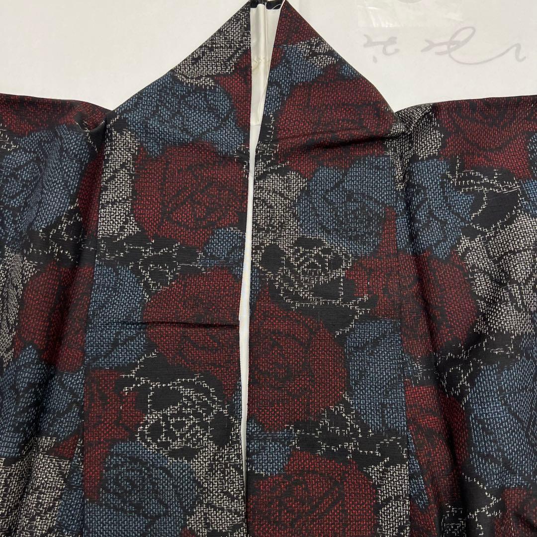 十日町紬 袷 薔薇 バラ模様の織り出し