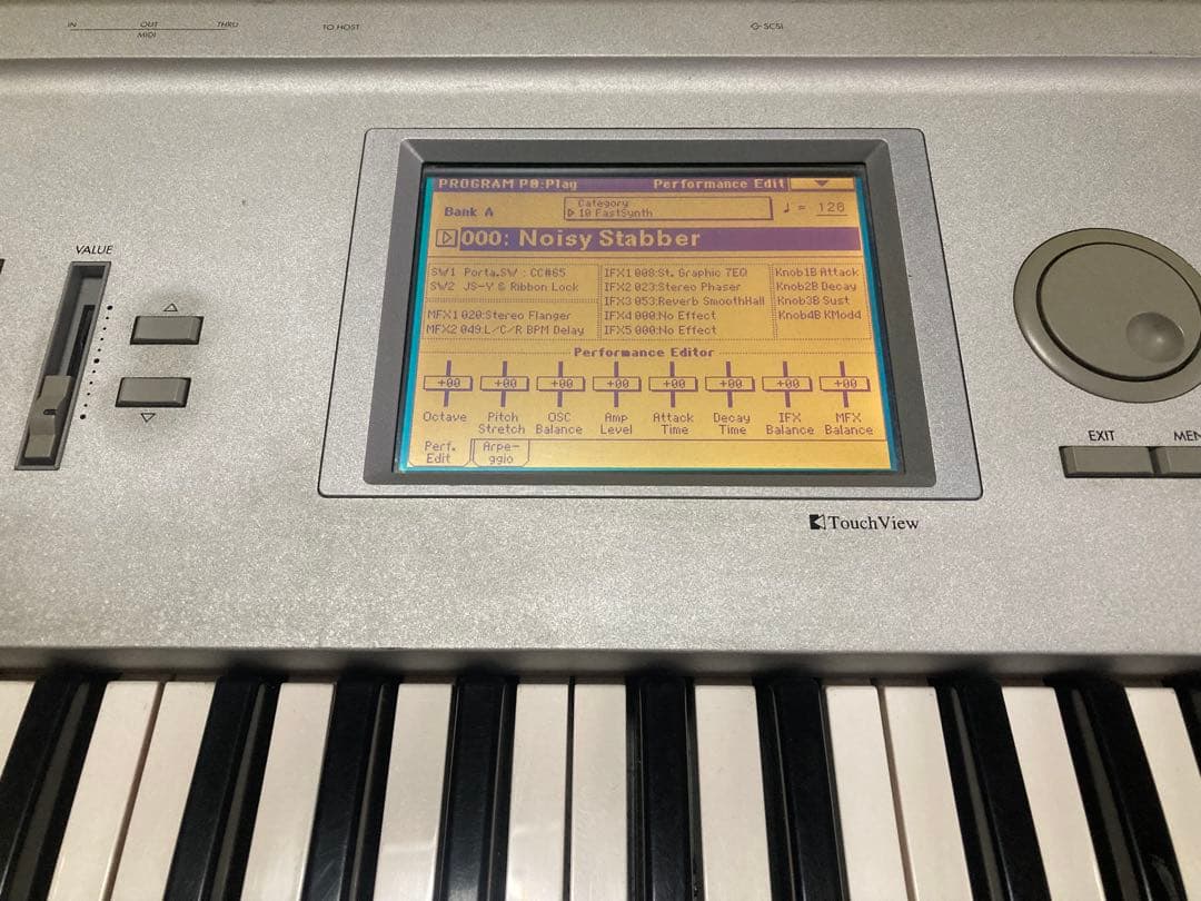 KORG TRITON シンセサイザー 61鍵 コルグ キーボード KORG TRITON 61鍵