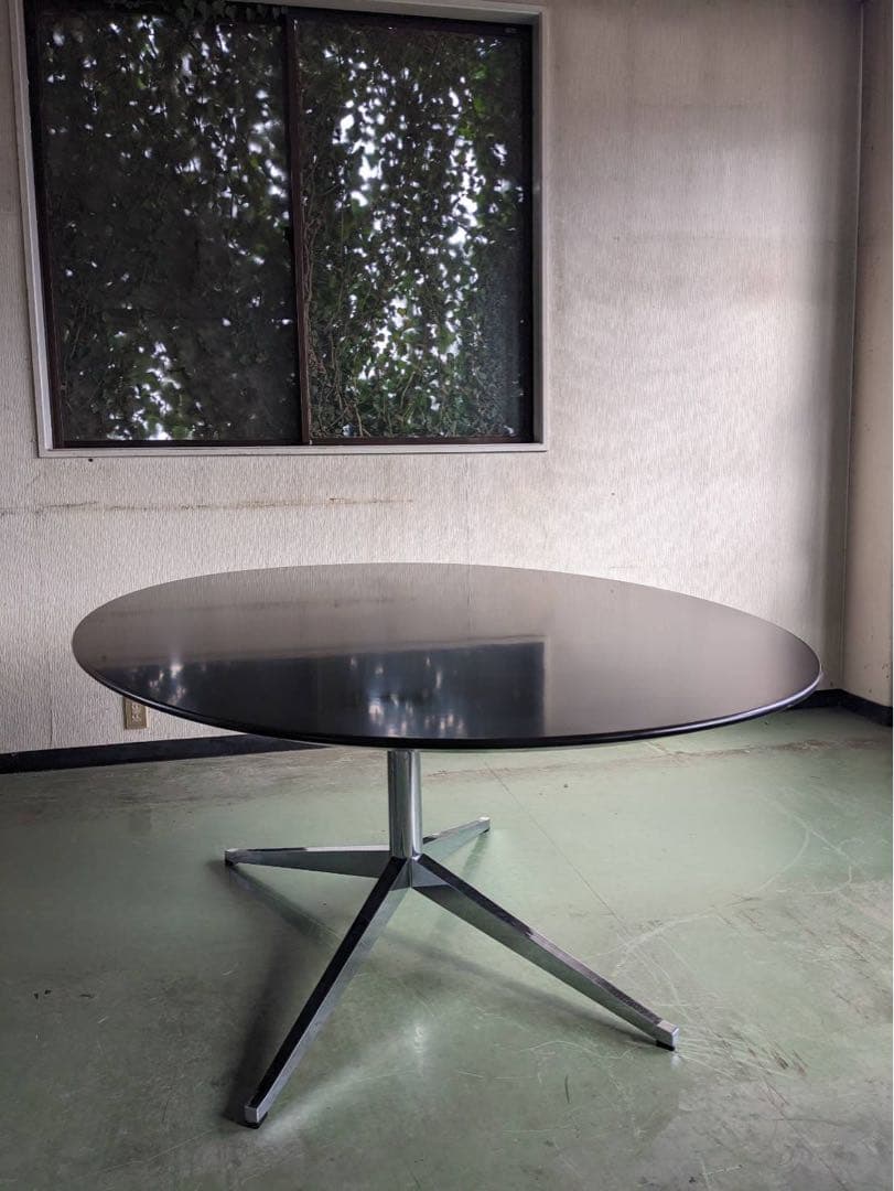 Dining Table -by Florence Knoll テーブル