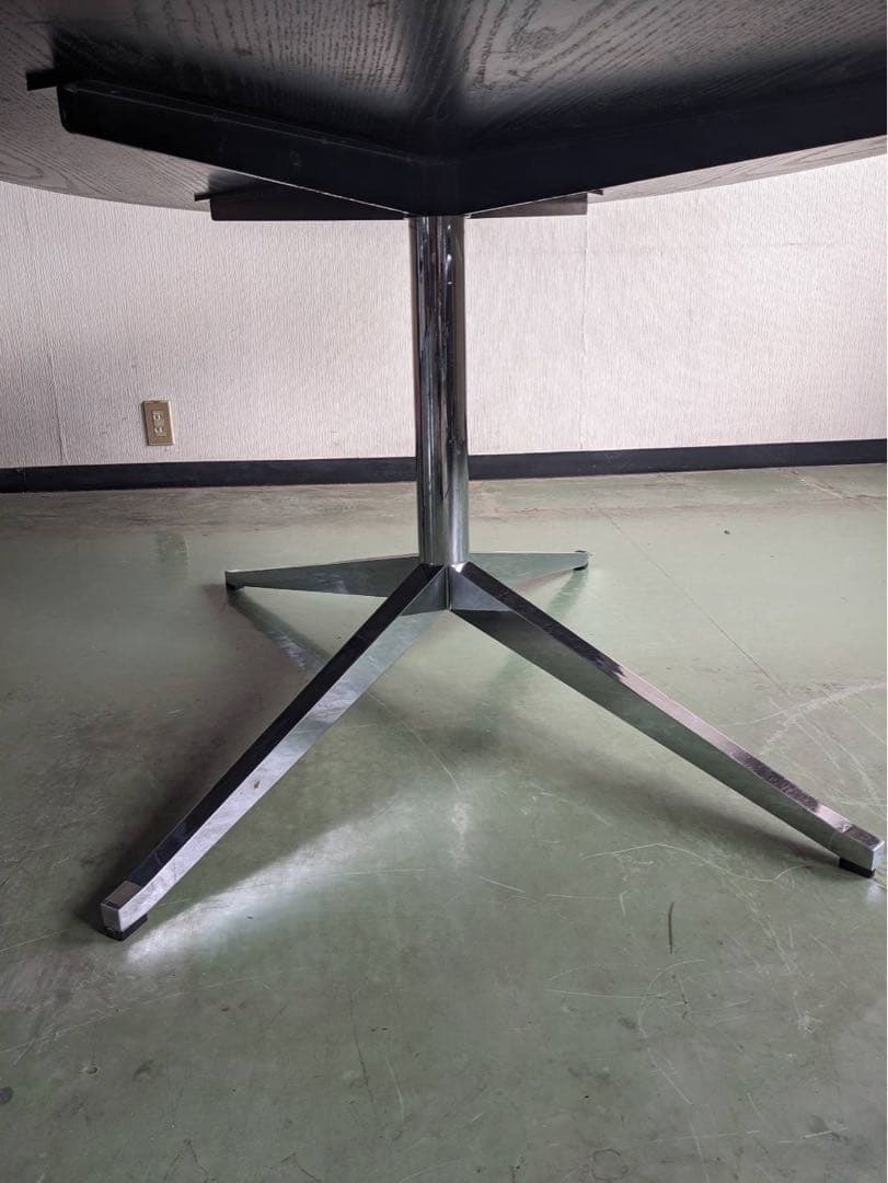 Dining Table -by Florence Knoll テーブル