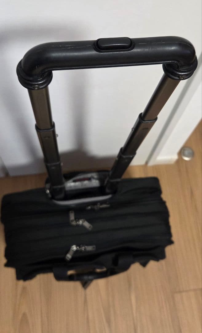 innovatorスーツケースINV22E ポーチ ステッカー収納袋タグ有54L