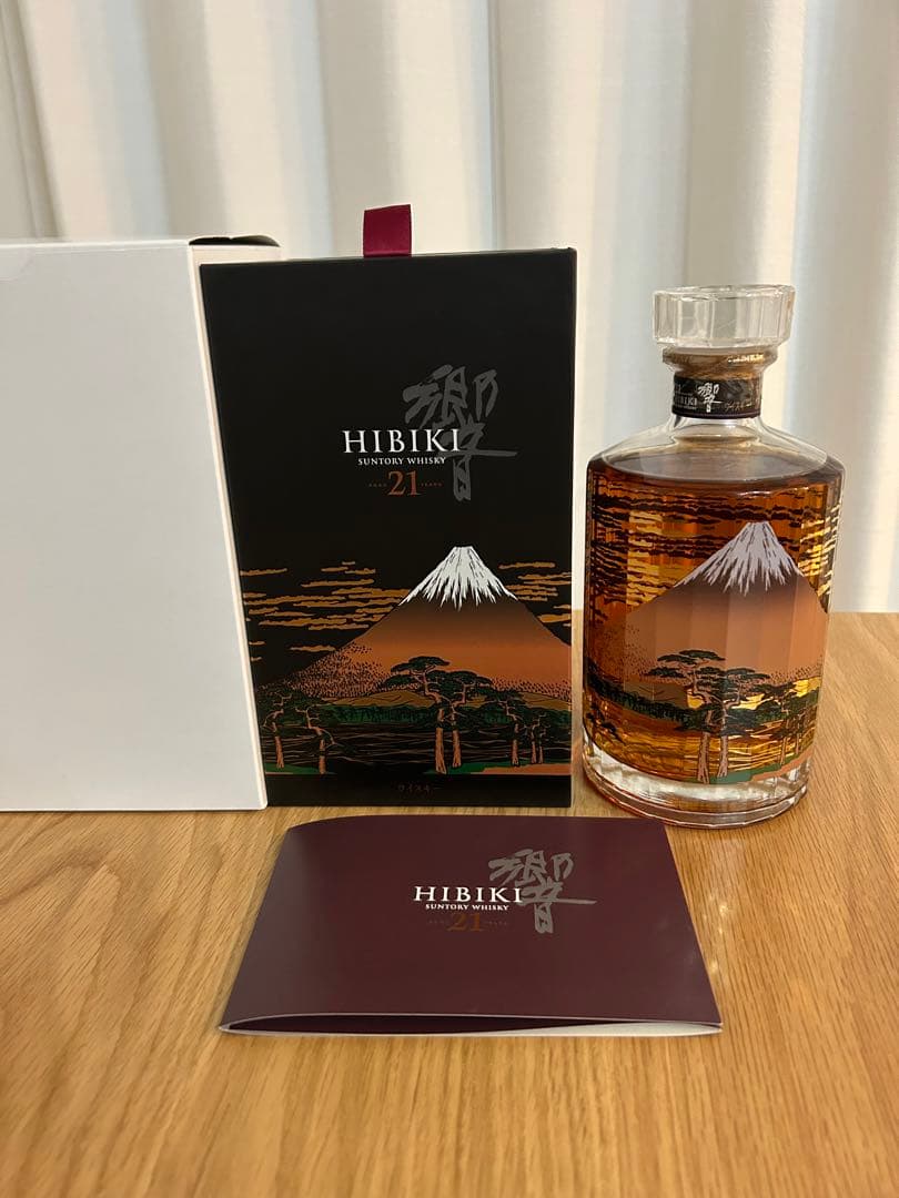 美品/Suntory /響21年/意匠ボトル/富士風雲図