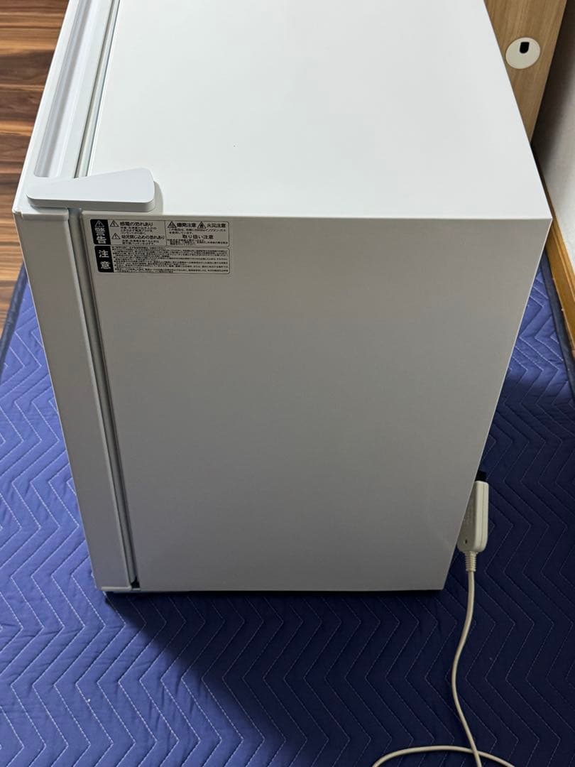 《展示品・未使用品》アビテラックス60L小型冷蔵庫　AR-60E4 2024年製