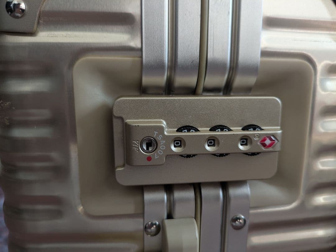 ☆値下げ☆LANZZOランツォアルミ34L スーツケースゴールド