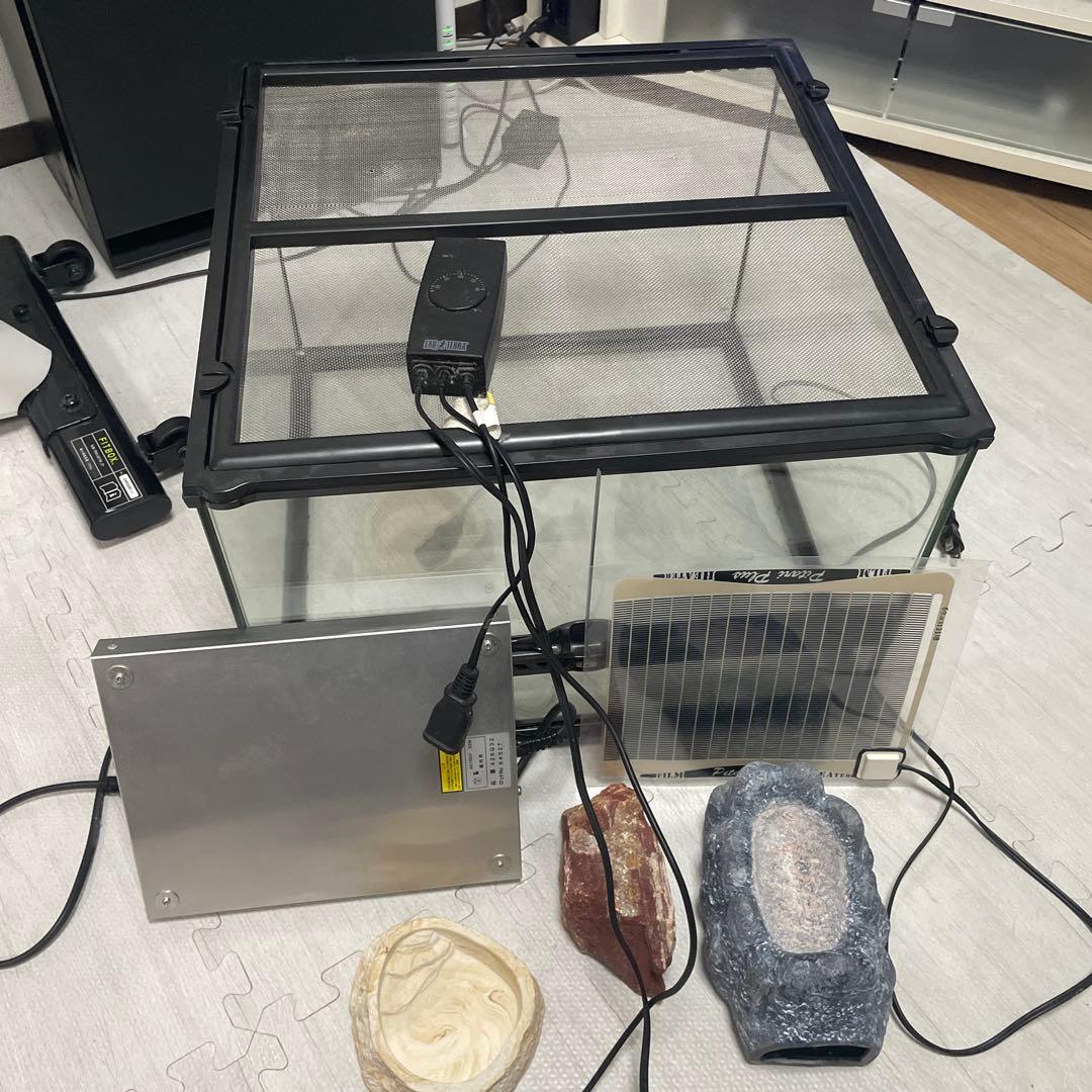 グラステラリウム【レオパ飼育セット】 Amazon | GEX EXOTERRA レオパ飼育キット GT3030 爬虫類用ガラスケージ