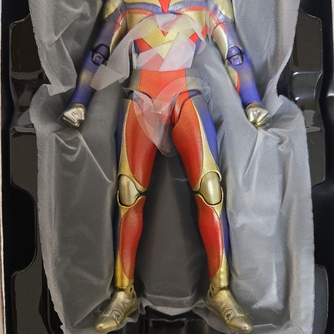 S.H.Figuarts（真骨彫製法）グリッターティガ