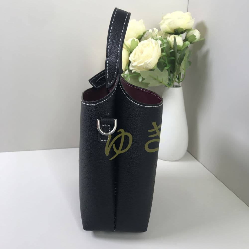 トッズ レザー バッグ マイクロ Tタイムレス ブラック