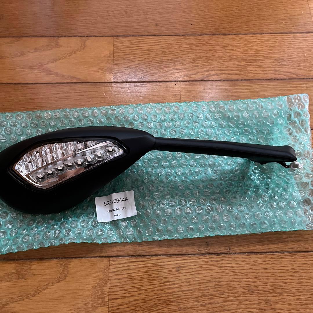 パニガーレv4 v2 右側ミラー DUCATI パニガーレ V2 V4 純正 右ミラー