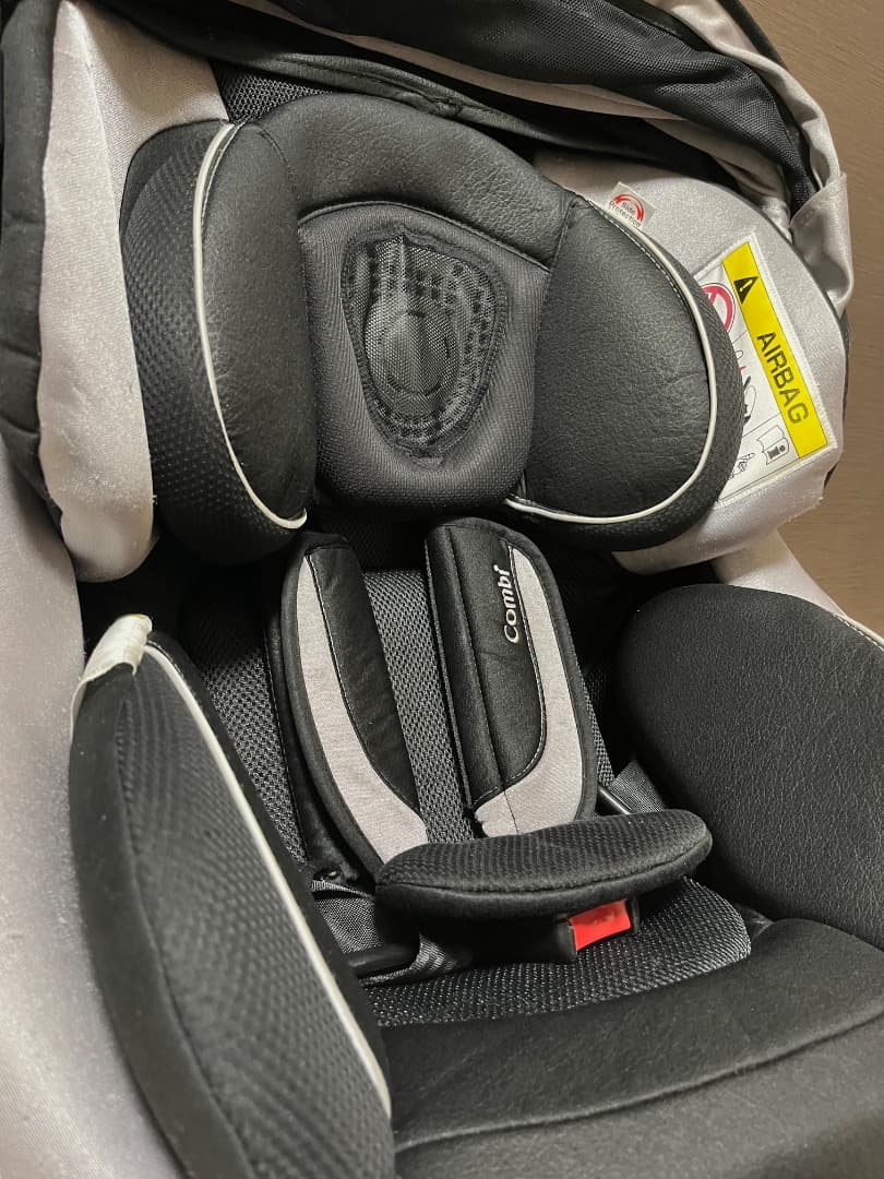 美品　Combi 上位モデル ネルーム NC-570 チャイルドシート
