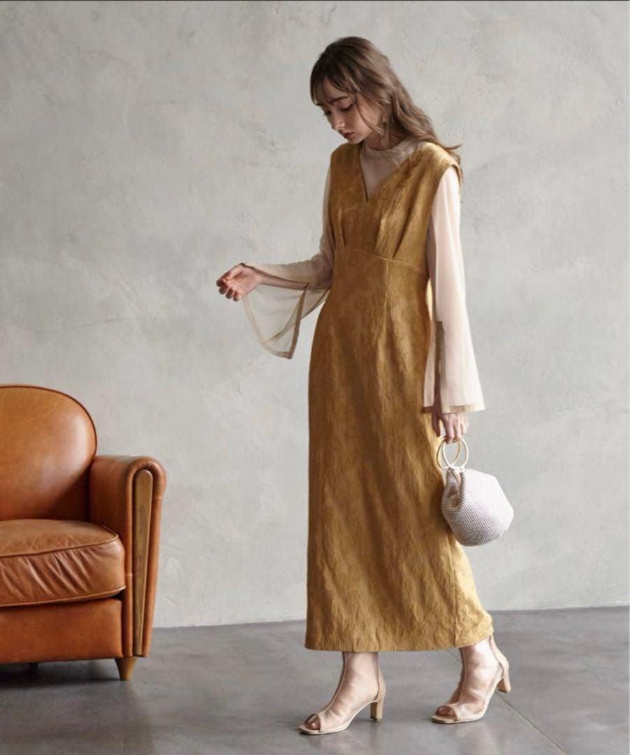 AIMER チュールブラウス付Vネックジャカードタイトパーティードレス