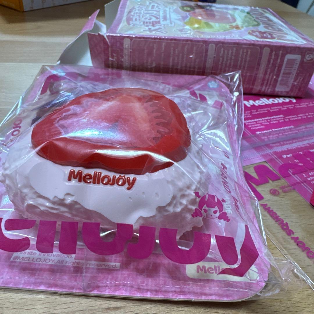 Mellojoy メロジョイ 大福シリーズ いちご スクイーズ