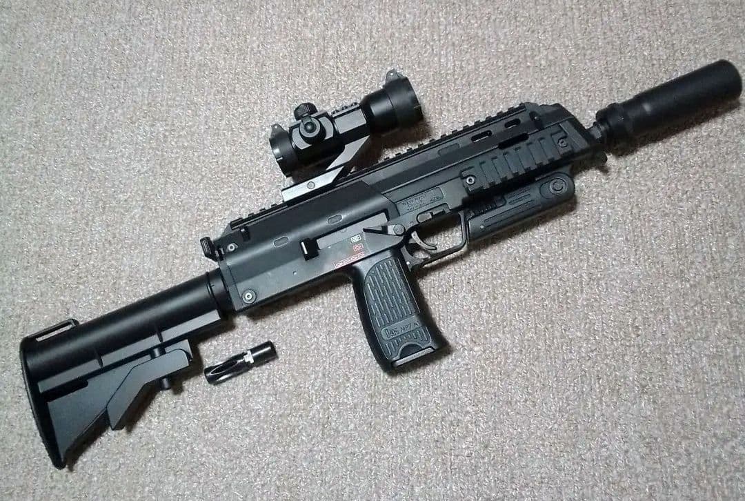東京マルイ　コンパクト電動ガンMP7A1
