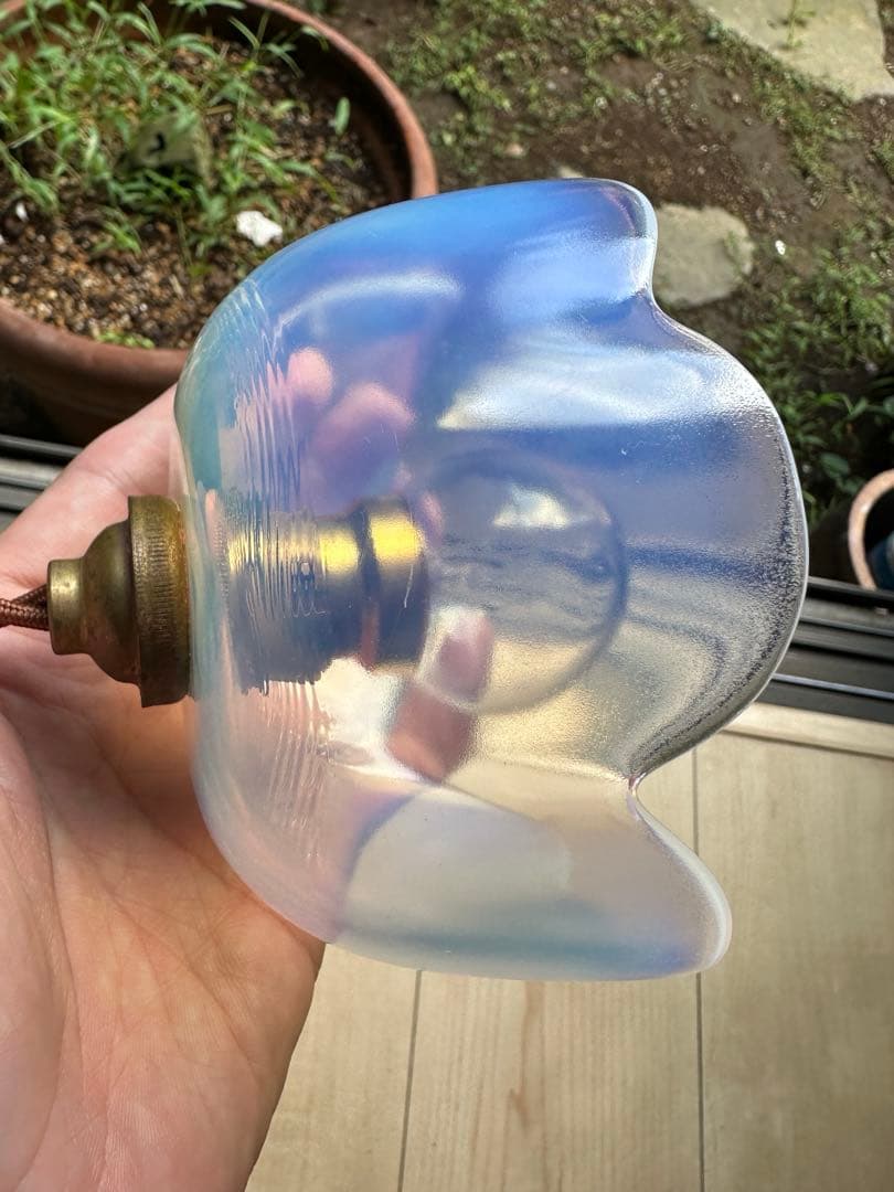 1920年代 フランス アンティーク ブルーオパールセントのお花アトリエ