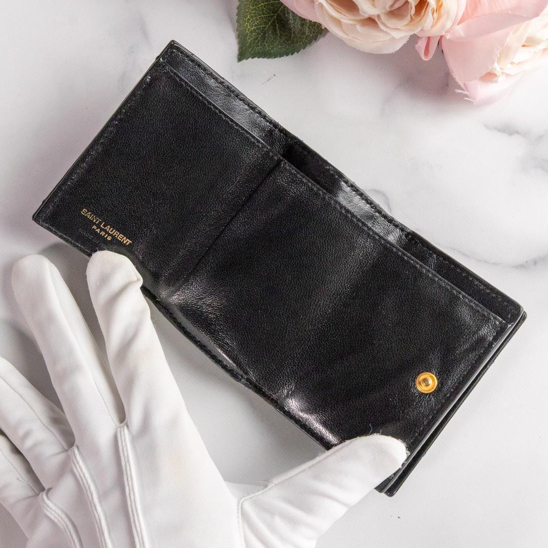 渡辺和敬様専用 【箱付き】 綺麗✨サンローラン ラムスキン三つ折り