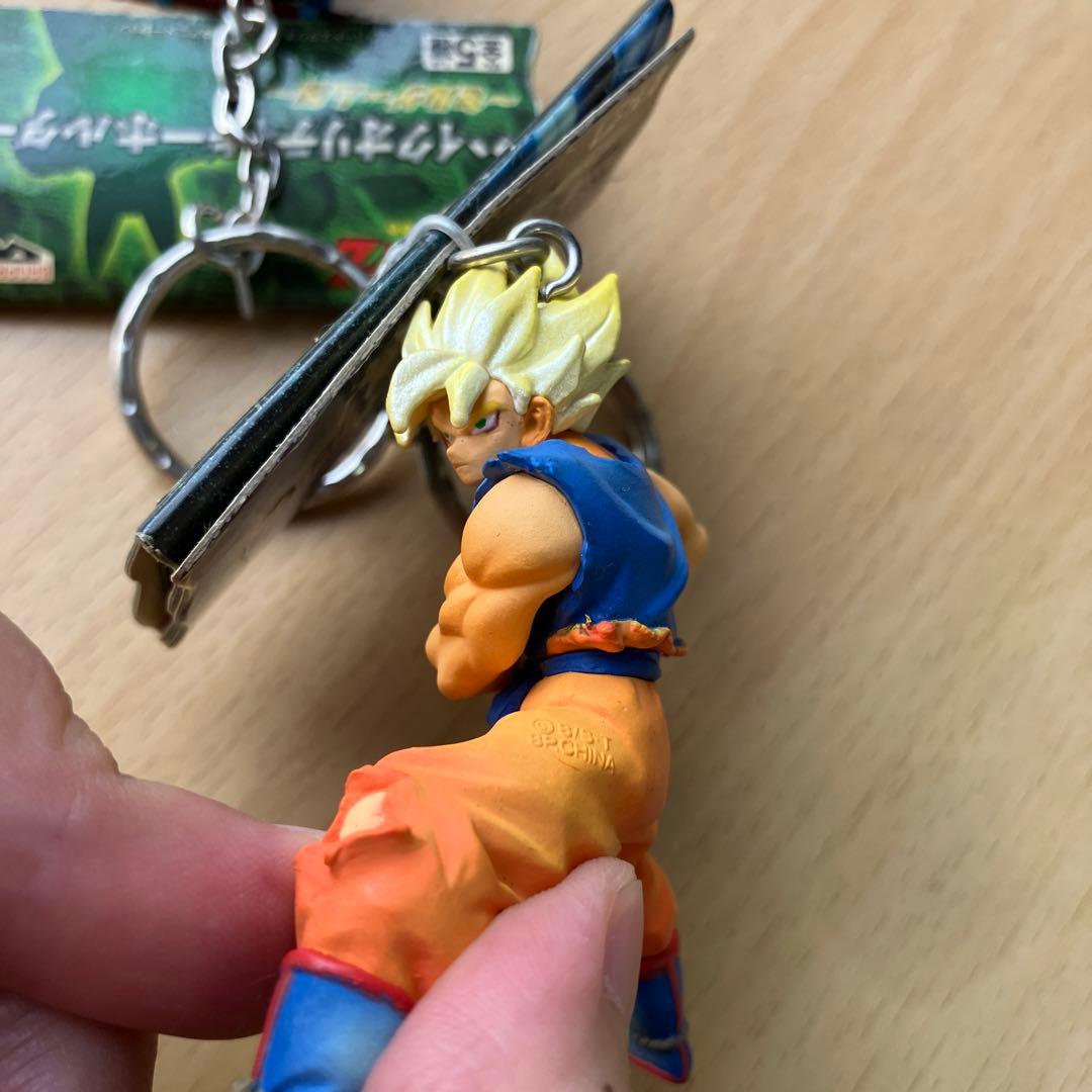 ハイクオリティ キーホルダー ドラゴンボール 2個セット - メルカリ