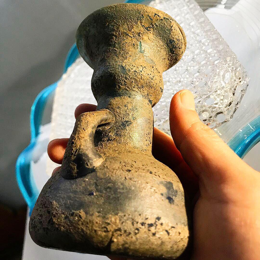 骨董 時代ガラス 発掘系ローマングラス（泪）涙壺 銀化瓶 - メルカリ