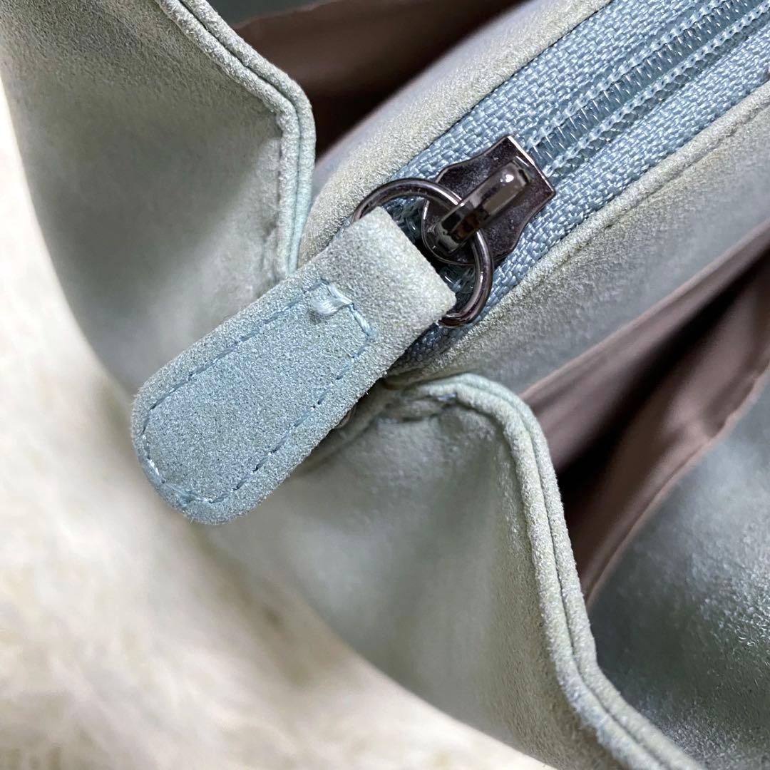 未使用品　OKAJIMA 和装バッグ 逸品 孔雀 草花 金彩 縮緬 正絹