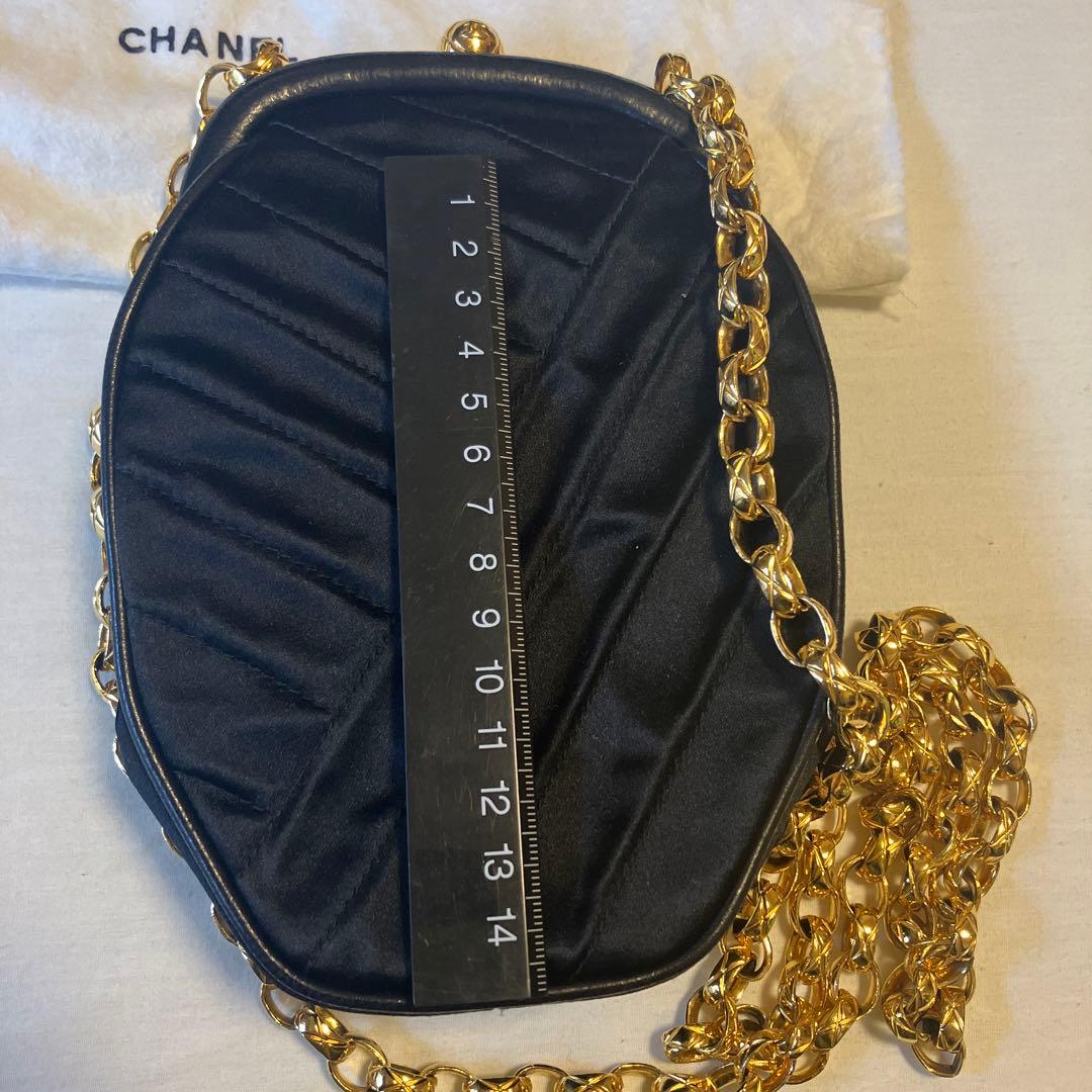 CHANEL ブラックレザー パーティーバッグ