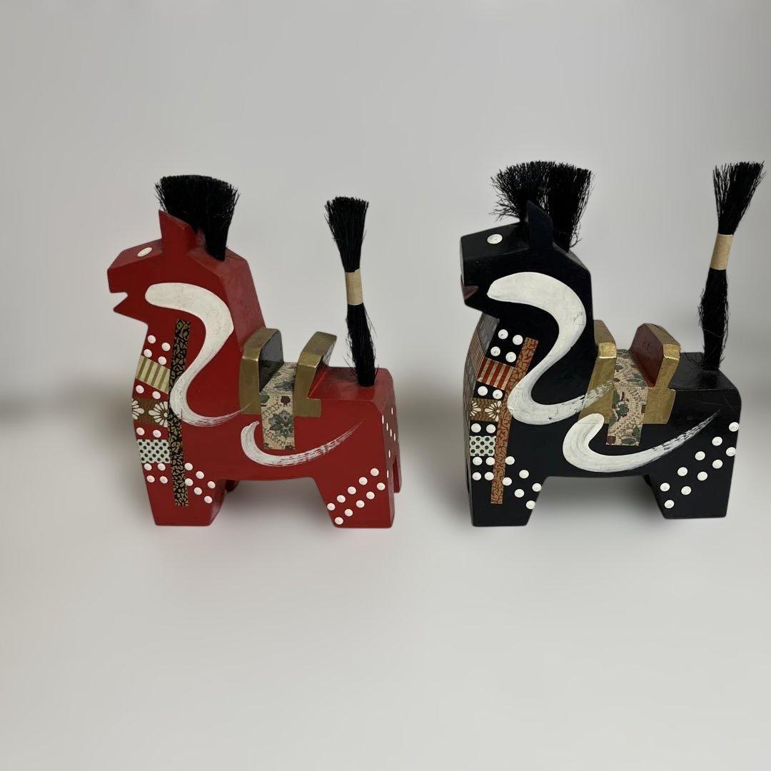 木製郷土玩具 八幡馬 赤黒馬 2体セット - メルカリ