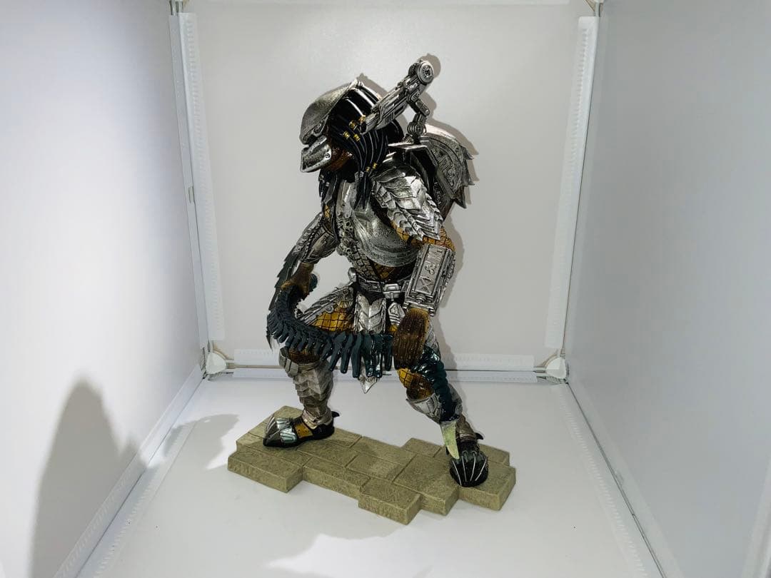 ARTFX スカー・プレデター 1/6 PVC塗装済み簡易組立キット