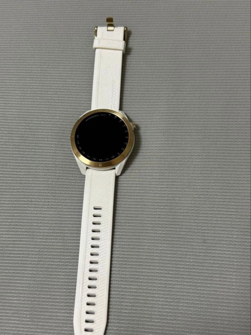 ガーミンゴルフナビ GPS Approach S40 White Approach S40 | スポーツ＆アウトドア | Garmin 日本