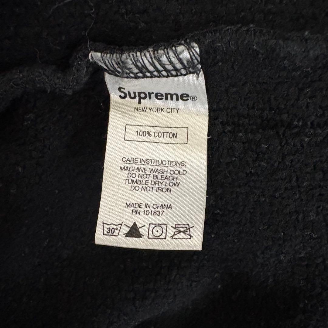 【激レア】SUPREME シュプリーム　パーカー　完売モデル　スウェット　刺繍