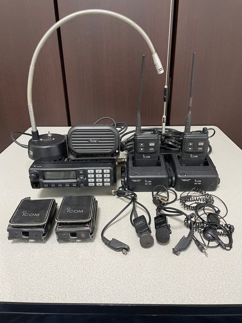 美品3台セット☆ICOM IC-4300 特定小電力トランシーバー純正クリップ付