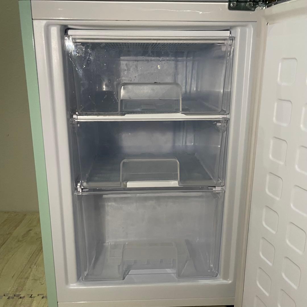 【極美品】送料設置無料　IRIS OHYAMA　レトロ冷蔵庫　130L 新生活