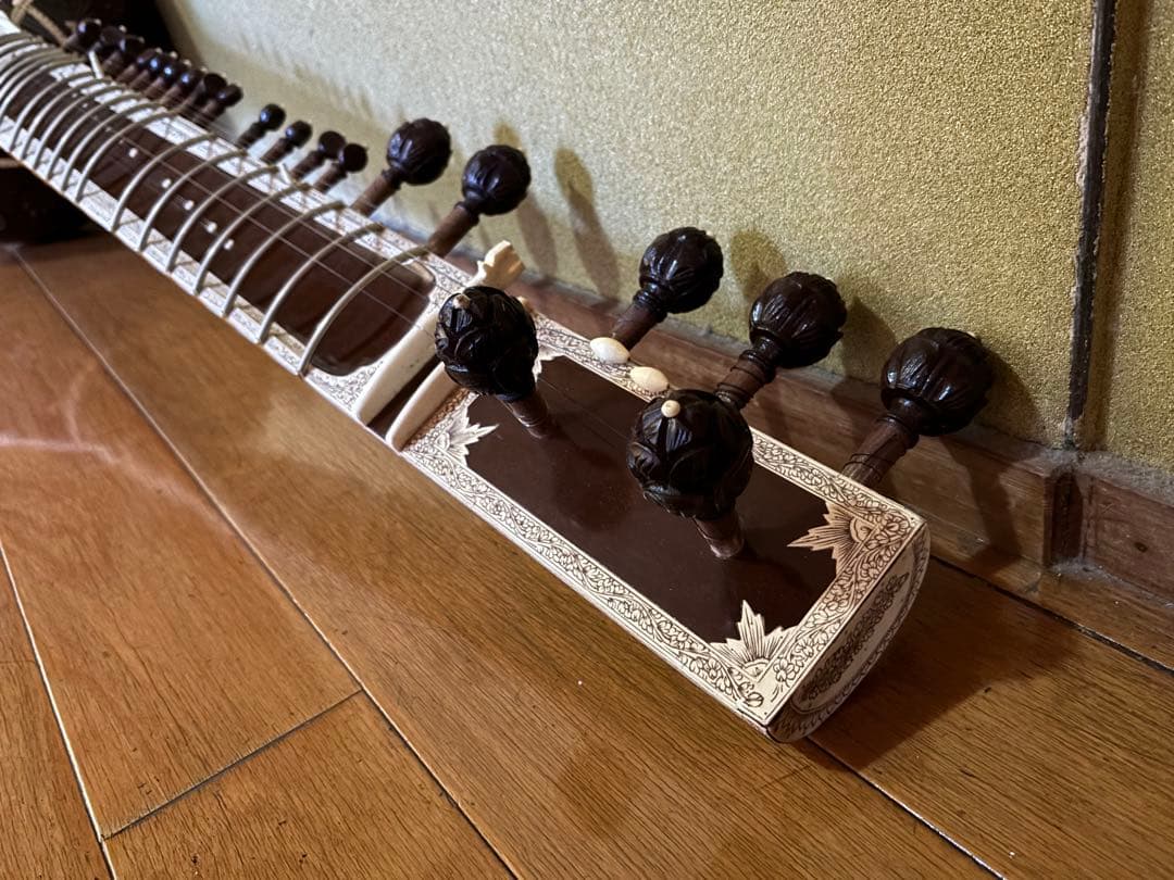 シタール ハードケース付き