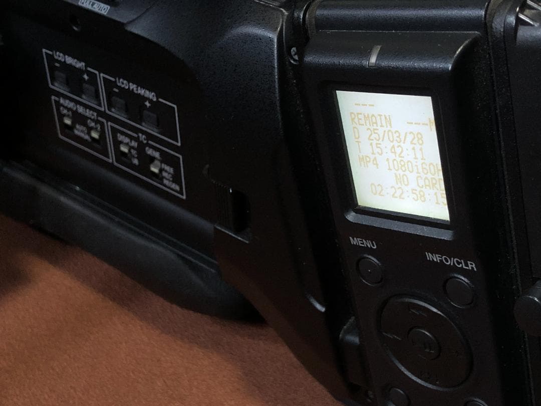 訳あり特価】難あるもまだまだ使えるJVC HM-700（S×Sレコーダー付）