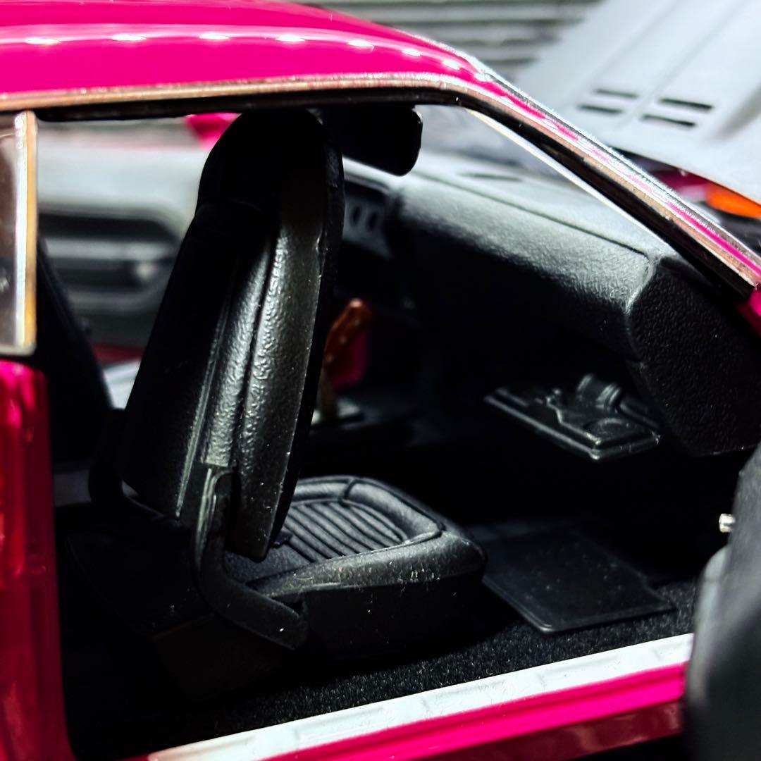 国内未入荷 1/18 HIGHWAY61 プリムス AAR クーダ 1970