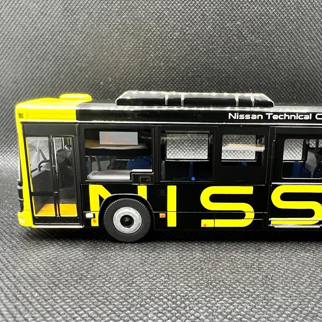 トミカリミテッドヴィンテージ ネオ　日産送迎バス　LV-N245e いすゞエルガ