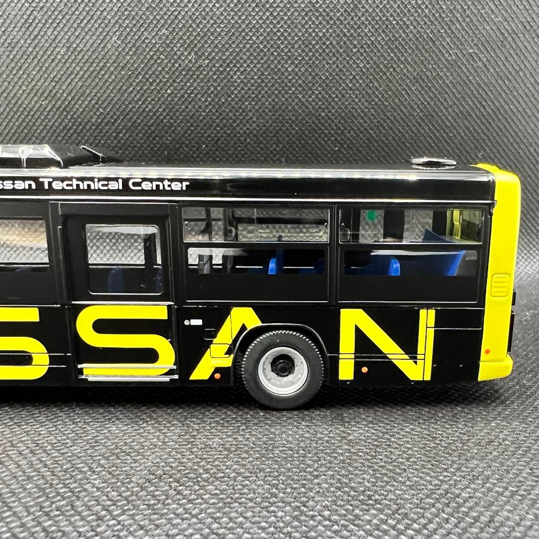 トミカリミテッドヴィンテージ ネオ　日産送迎バス　LV-N245e いすゞエルガ