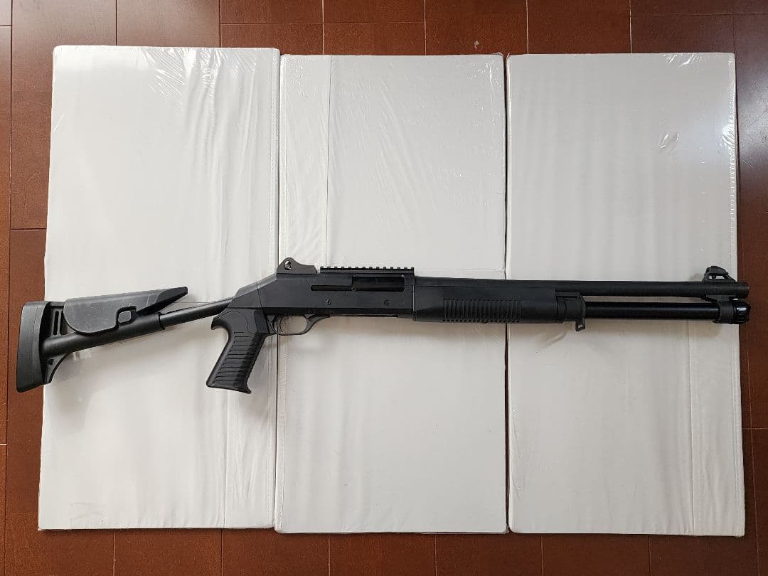 絶版　CAW ベネリM4 USマリーン　M1014 ショットガン　エアガン