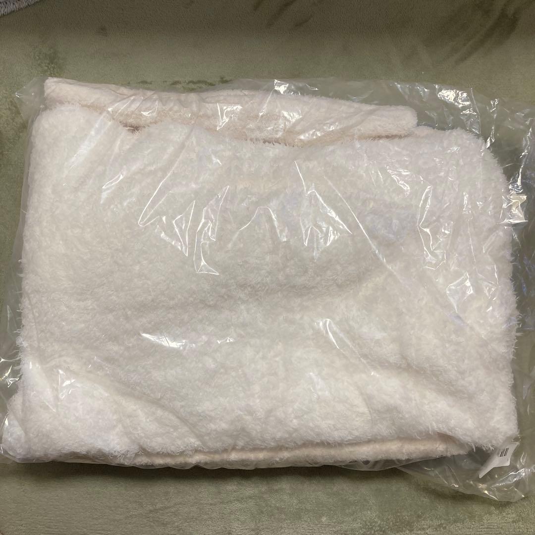 新品タグ付き　ジェラートプルオーバー＆パウダーリブロングパンツセット　ホワイト