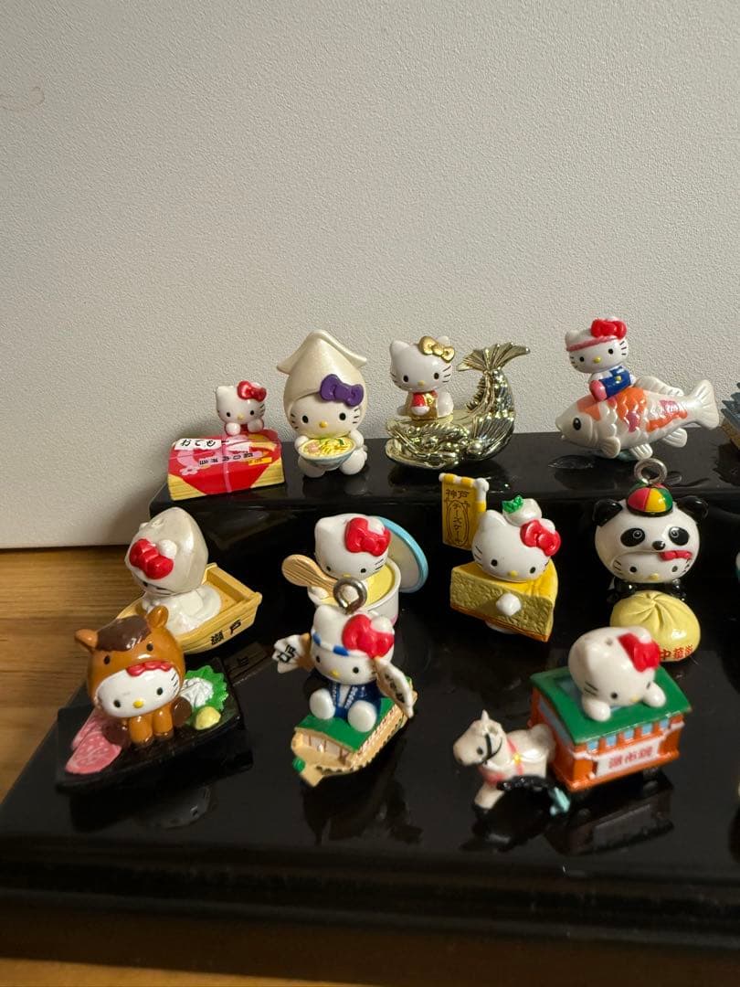 ハローキティ　ご当地キティ　ストラップ　マスコット　まとめ売り　18点セット