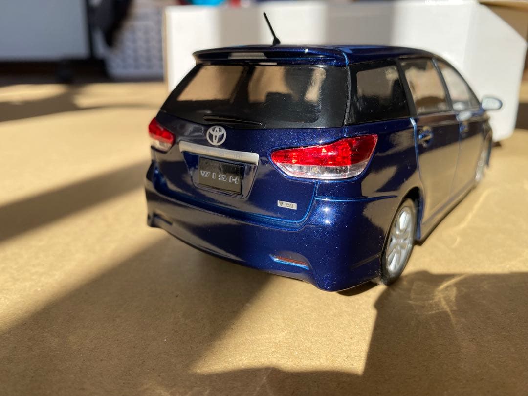 トヨタウィッシュダークブルーミニカー