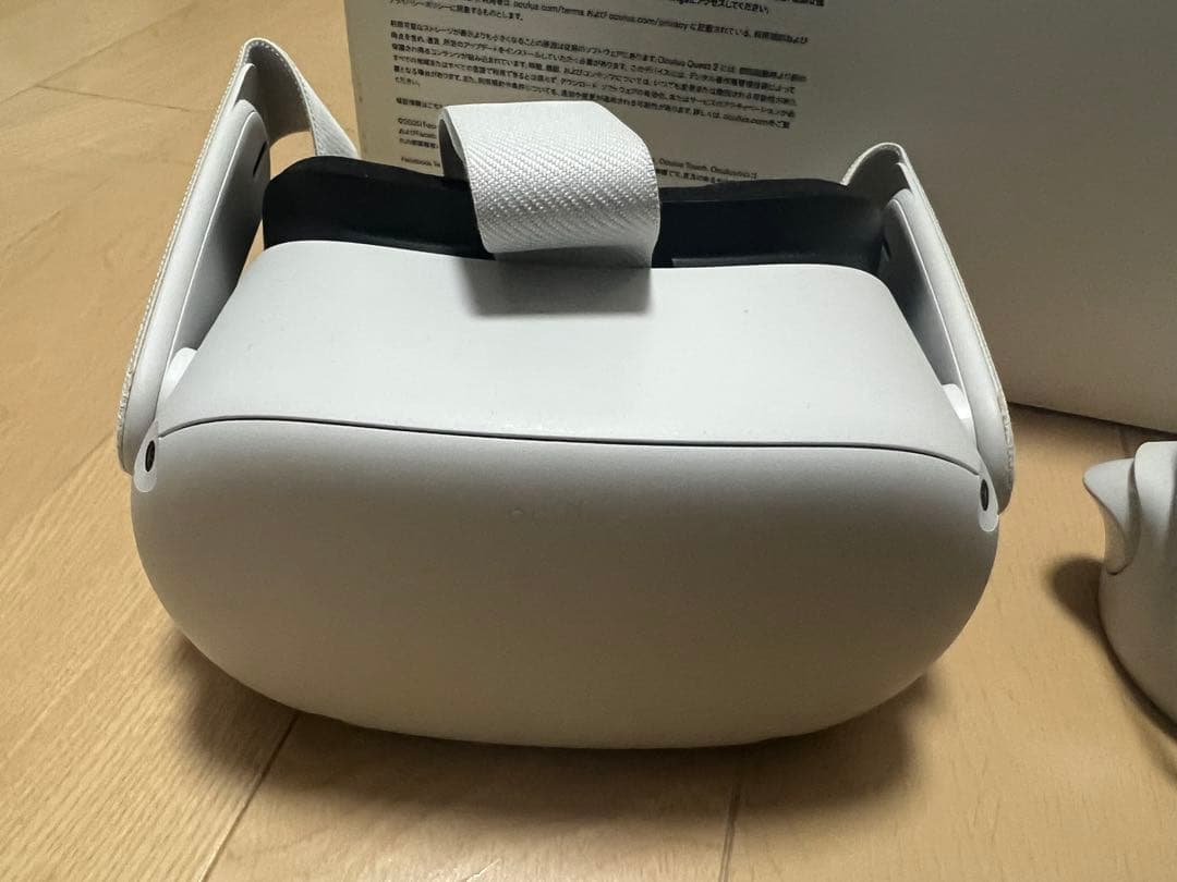 スマホアクセサリー  Quest 2 64GB