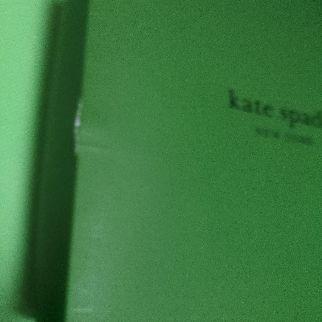 m 　ケイトスペードトリート ユアセルフ 3D キャンディ ショップ