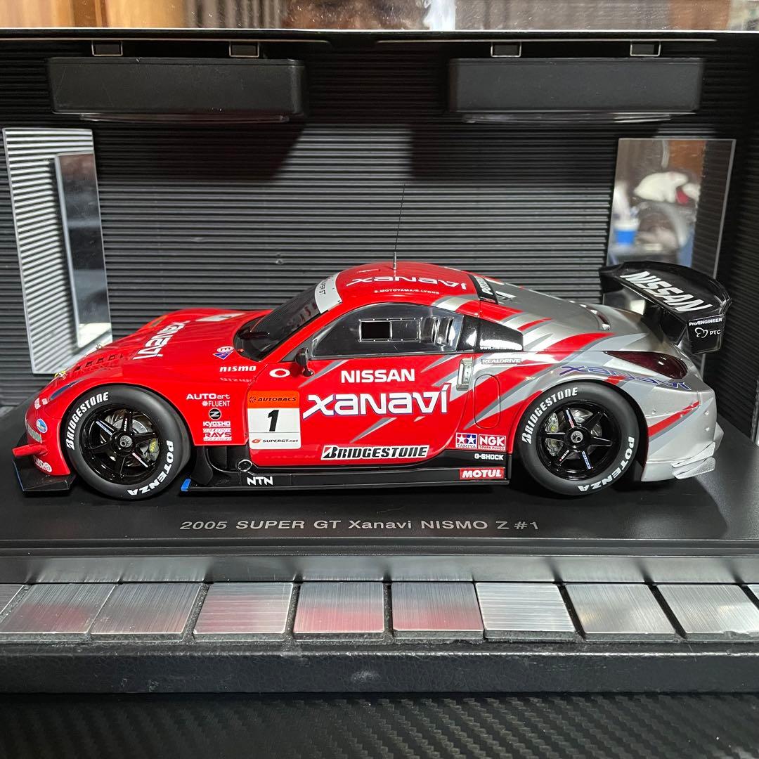 未展示品　オートアート1/18 Xanavi NISMO Z 2005